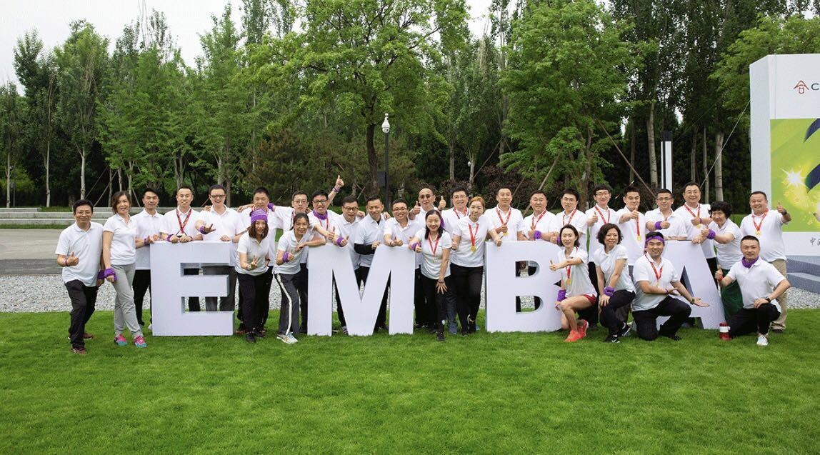 清华大学EMBA与MBA在授课方面的主要不同点是什么？